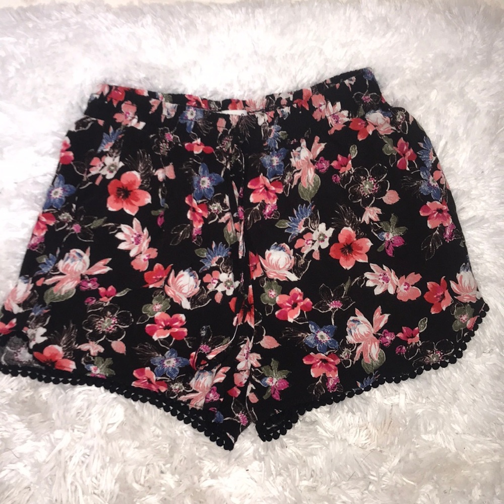 Hollister Small Floral Shorts